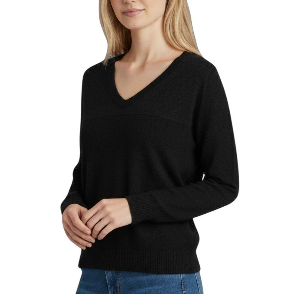 Quince Womens XS NWOT Mongolian Cashmere V-Neck Sweater Black Quiet Lux Slim